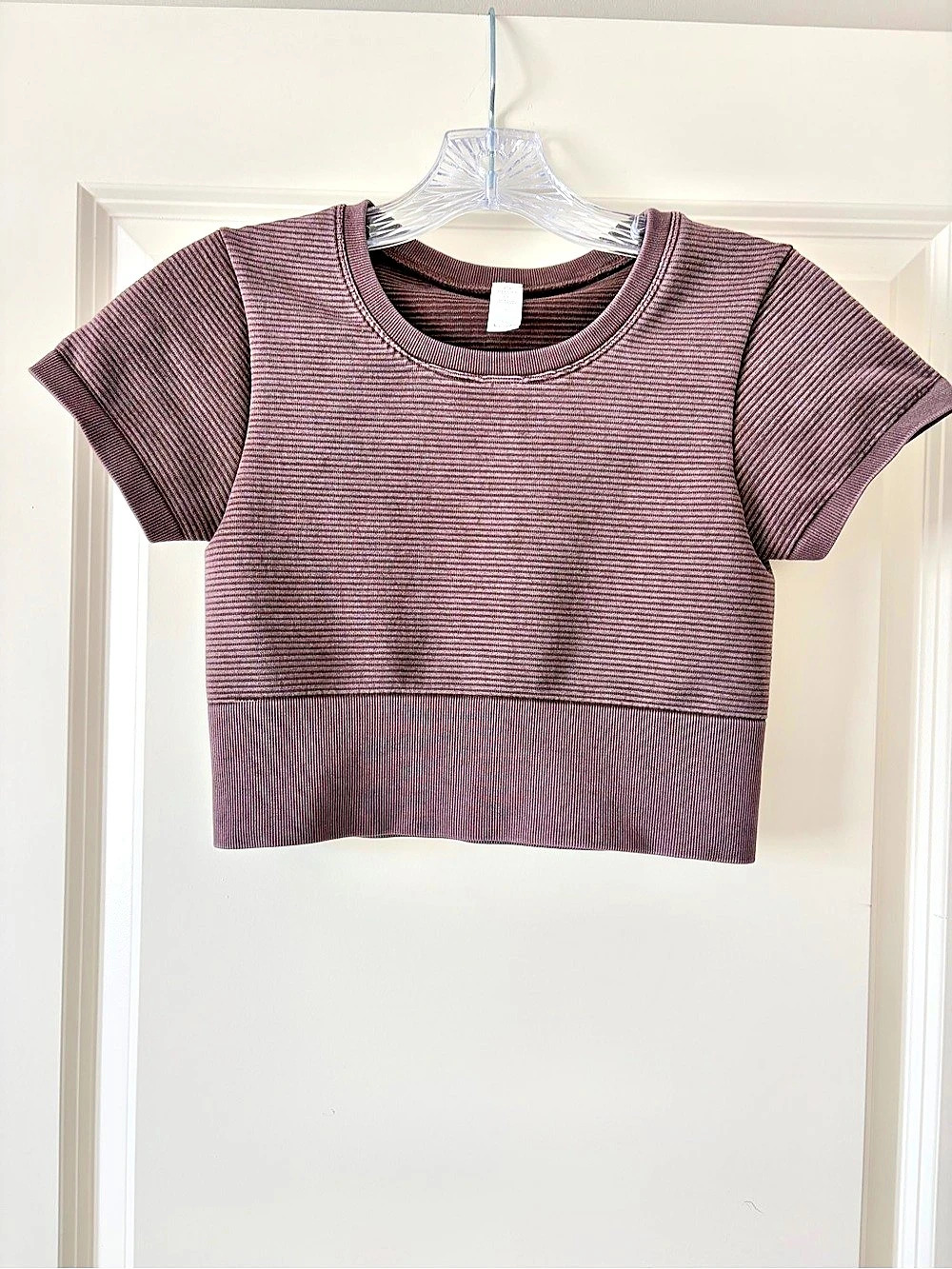 Offline by Aerie Seamless Rib Scoop T-Shirt - Brown - Size Small